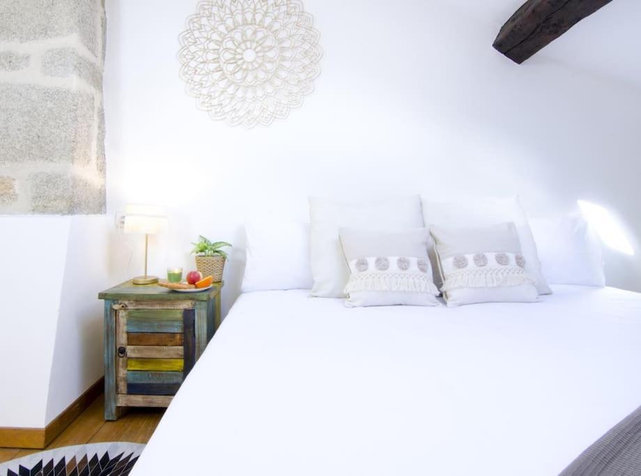 Vella Nova By Serendipia Turismo ซานติอาโก เด กอมโปสเตลา ภายนอก รูปภาพ